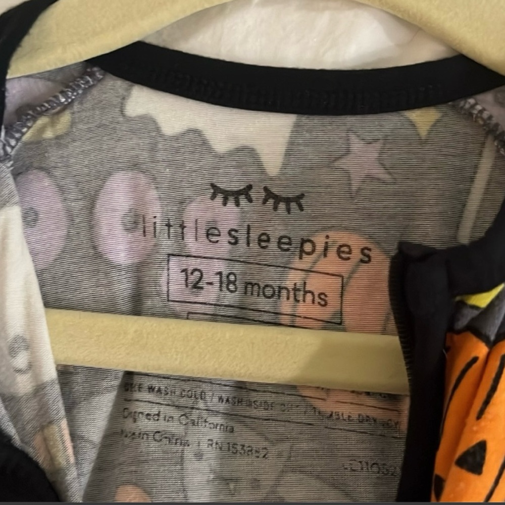 Little Sleepies Halloween Zippy (12-18M)